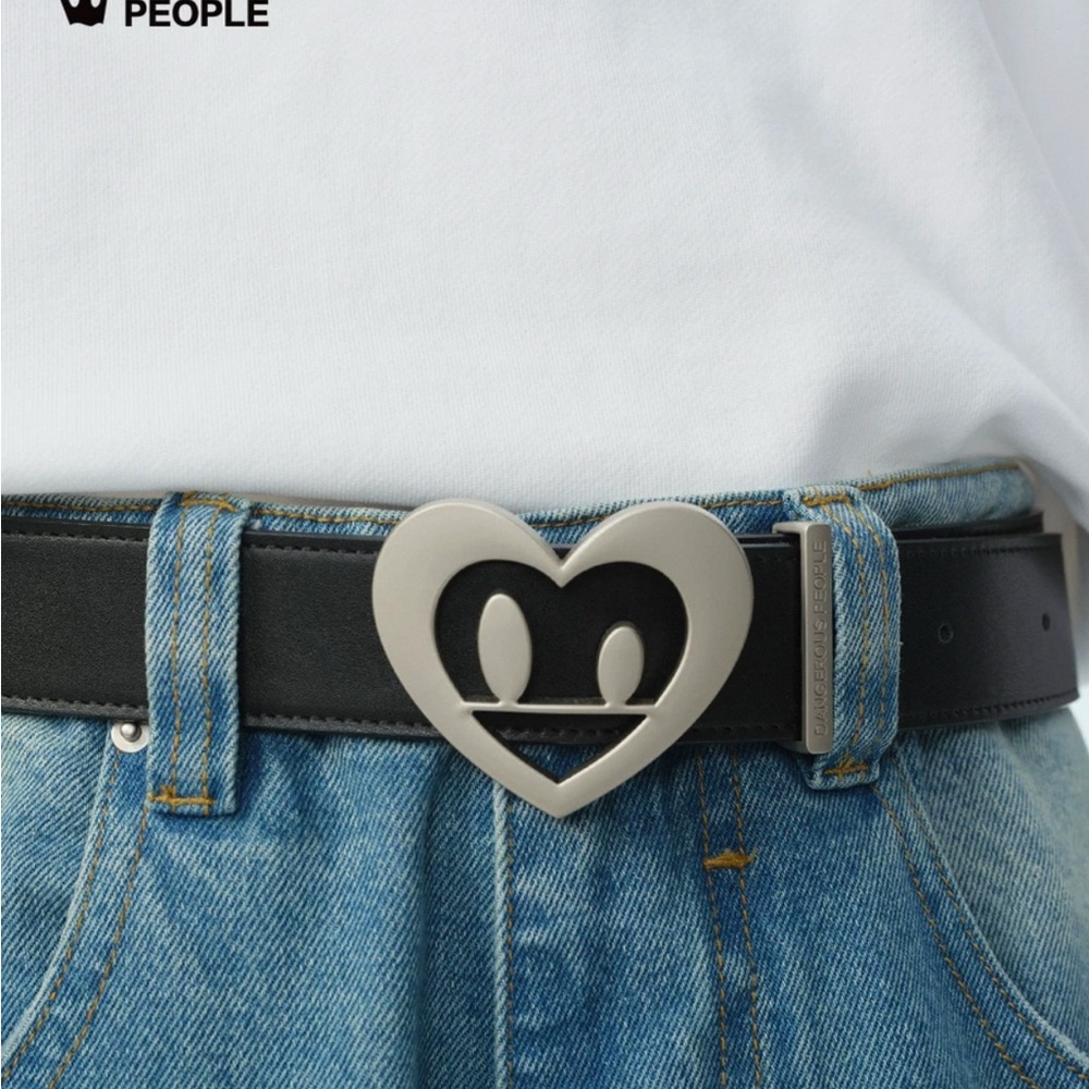 Heart Buckle Black Belt [NWOT]